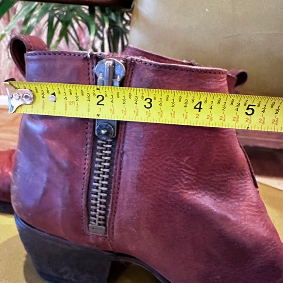 Frye Brown Leather Ankle Booties Women’s Size 10 - Picture 7 of 8